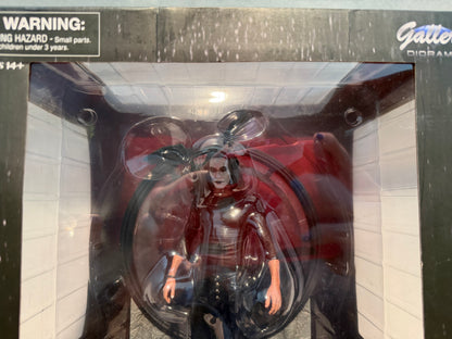 Diamond Select Gallery The Crow