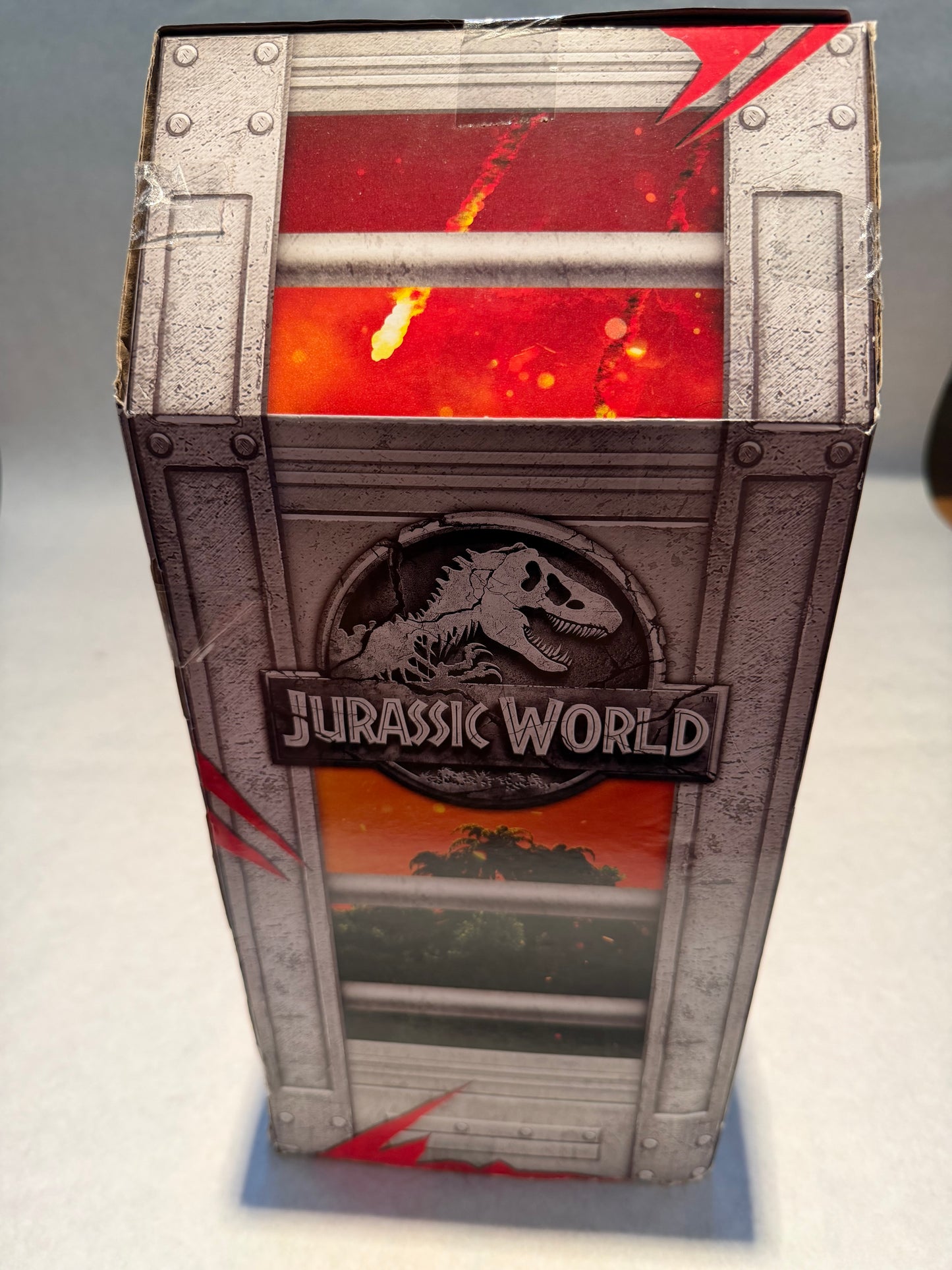 Jurassic World Tyranosaurus Rex Balltle Damage