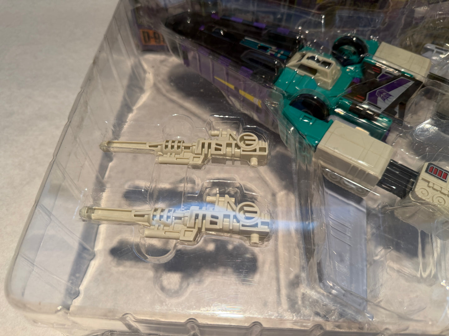 Transformers D-98 Sixshot